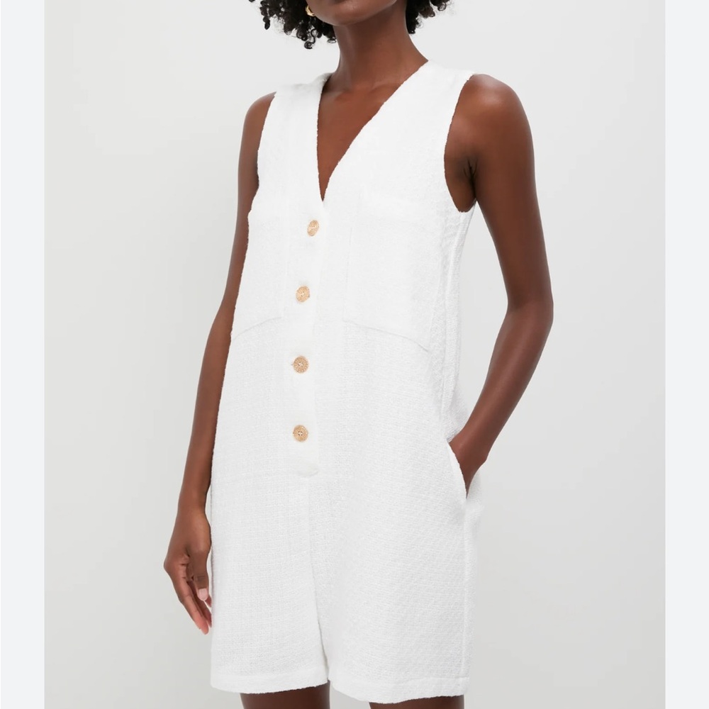 Tuckernuck White Textured Myla Romper in Size XXL